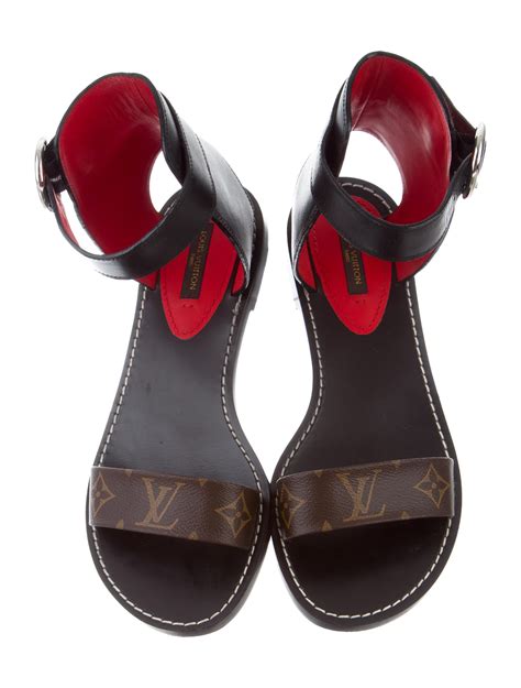 ma 1221 louis vuitton sandals